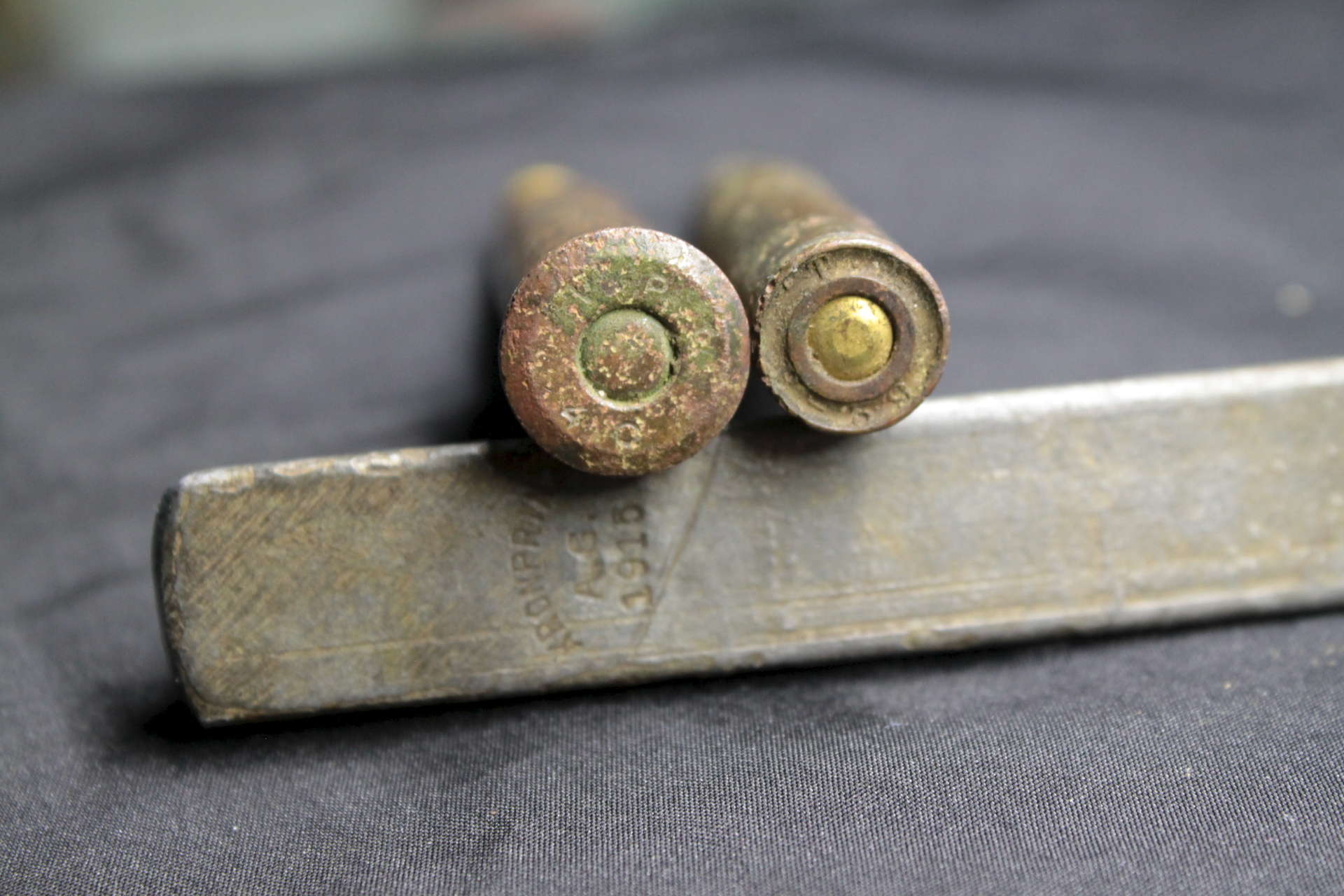 Свежие новости: На помойку неизвестные выбросили патроны и гранату