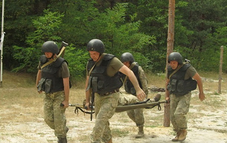 Свежие новости: На Донбассе за день ранены двое украинских военных