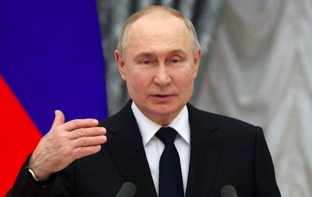 Свежие новости: Путін скликав головних економістів РФ та обурився, чому прогнози не відповідають очікуванням