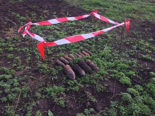 Фото новости: В Новобугском районе нашли 28 взрывоопасных предметов Свежие новости: В Новобугском районе нашли 28 взрывоопасных предметов
