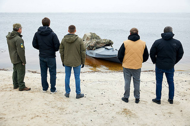 Свежие новости: Монабанк разом із UNITED24, Стерненко та Лаченом збирають на морські дрони SeaBaby