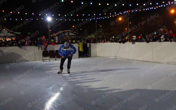 Свежие новости: В Николаеве открылся ледовый каток