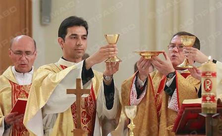 Свежие новости: Таможенник-азербайджанец станет священником