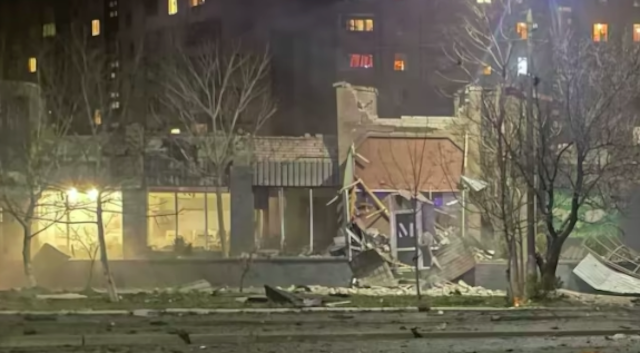 Фото новости: РФ завдала ракетного удару по житловому кварталу в Кривому Розі Свежие новости: РФ завдала ракетного удару по житловому кварталу в Кривому Розі