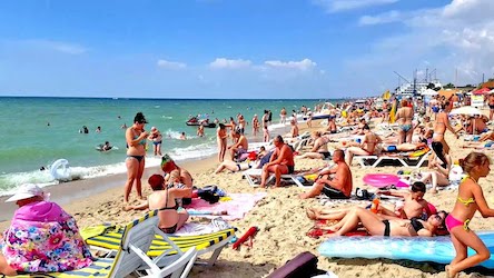 Свежие новости: Вода на всех одесских пляжах и в Затоке снова загрязнена микробами