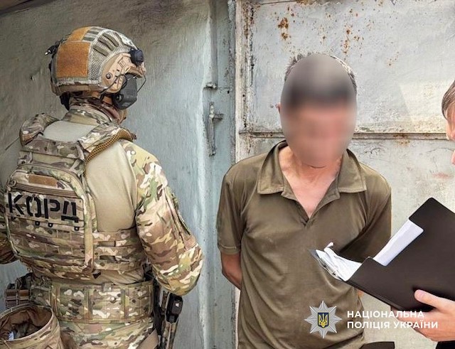 Свежие новости: У Миколаєві правоохоронці викрили чоловіка на незаконному збуті озброєння