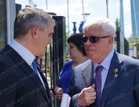 Свежие новости: На судостроительном заводе компании «НИБУЛОН» ввели в эксплуатацию современные цеха, спустили на воду буксир «Анатолий Ганькевич» и открыли международную выставку «Судостроние-2017» и специализированую выставку «Водный транспорт»