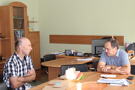 Свежие новости: Активний мешканець Вознесенська звернувся до мера з ініціативою встановлення у школі астрономічної конструкції