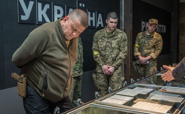 Свежие новости: рф готує 200 тисяч солдатів та новий наступ на Київ, - Залужний