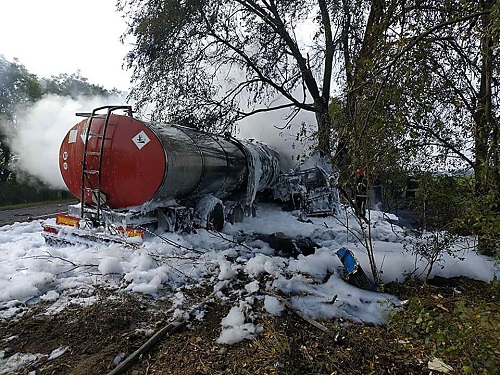 Свежие новости: Николаевская полиция ищет очевидцев смертельной аварии с участием автоцистерны