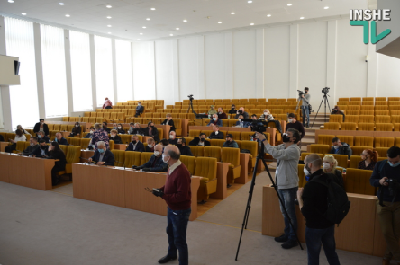 Свежие новости: Депутаты Николаевского облсовета попросили Зеленского наложить вето на закон о рынке земли