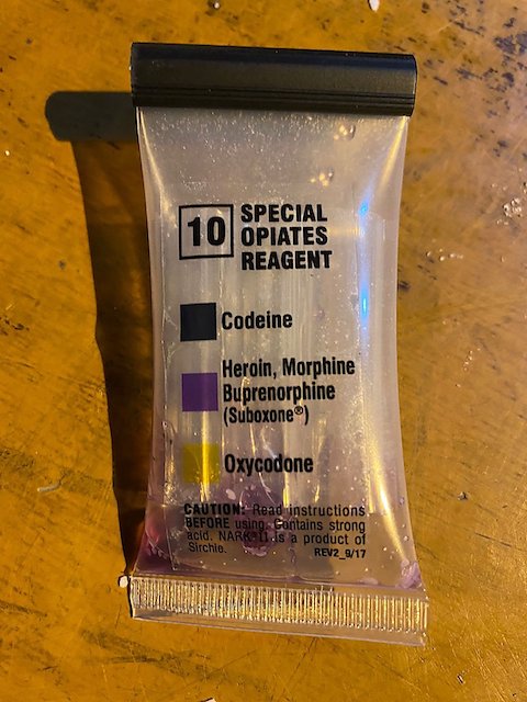 Свежие новости: Украинец вез из России 3 килограмма наркотиков под видом биодобавок для животных – говорит, что наркокурьером стал случайно