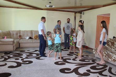 Свежие новости: Вознесенський дитячий будинок сімейного типу звучить дитячими голосами