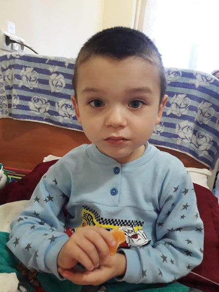 Свежие новости: Маленький хлопчик потребує на допомогу