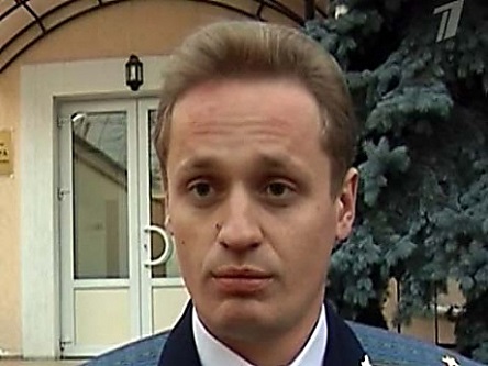 Фото новости: Следователем ГПУ, который на крыше задерживал Саакашвили, оказался прокурор из Николаева, отпустивший насильников Оксаны Макар Свежие новости: Следователем ГПУ, который на крыше задерживал Саакашвили, оказался прокурор из Николаева, отпустивший насильников Оксаны Макар