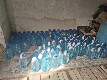 Свежие новости: В Николаеве мужчина сбывал фальсификат: изъято 2690 литров алкоголя