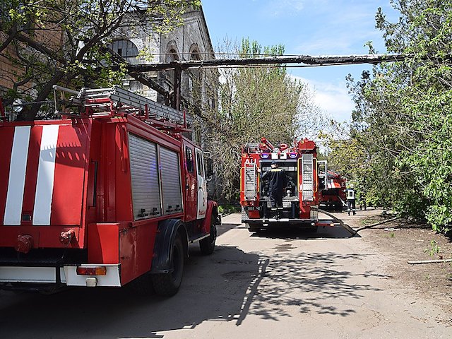 Свежие новости: В Николаеве произошел пожар в заброшенном цехе на Индустриальной улице