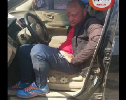 Свежие новости: Під Києвом затримали п'яного екс-полковника, який ледь не збив людину