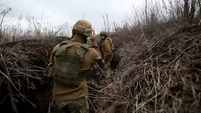 Фото новости: Нардепы и представители правительства отправятся на линию фронта на Донбасс Свежие новости: Нардепы и представители правительства отправятся на линию фронта на Донбасс