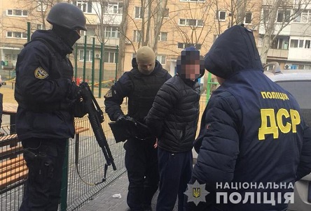 Свежие новости: В полиции рассказали о задержании ОПГ в Николаеве: пострадавших от вымогательства просят сообщить следствию