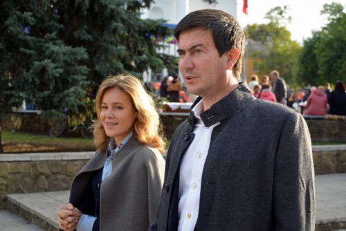 Свежие новости: Королевська з чоловіком вивезла з України в Росію через ОРДЛО тисячі тонн кольорових металів без сплати будь-яких податків і зборів, - Казанський