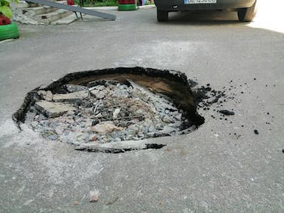 Свежие новости: В Николаеве провалился асфальт