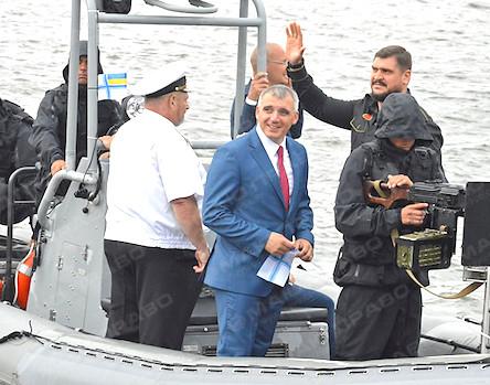 Свежие новости: ВИДЕО: Николаев отпраздновал День ВМС с военными самолетами и кораблями