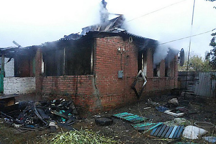 Фото новости: На Харьковщине из-за пожара в частном доме погибла 3-летняя девочка и ее бабушка Свежие новости: На Харьковщине из-за пожара в частном доме погибла 3-летняя девочка и ее бабушка