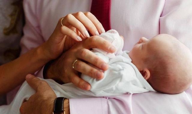 Свежие новости: Правительство утвердило увеличение помощи при рождении ребенка до ₴50 тысяч