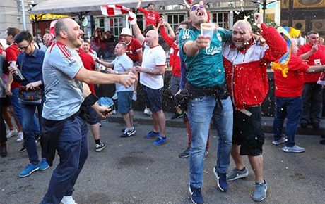 Свежие новости: Футбольные фанаты потратили около 50 миллионов гривен во время финала Лиги Чемпионов в Киеве