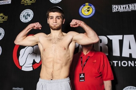 Свежие новости: Украинский боксер победил россиянина и добыл пояс WBA International