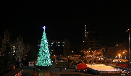 Свежие новости: На центральной площади Николаева зажгли главную городскую ёлку