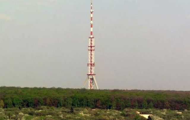 Свежие новости: В Харькове оккупанты попали в телевышку: трансляция оборвана