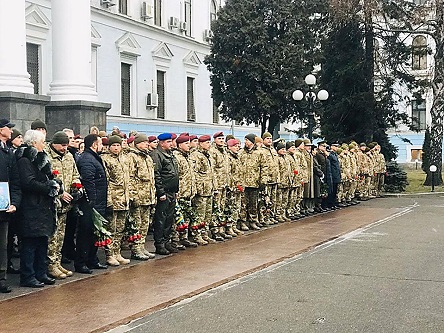 Свежие новости: В Украине почтили память погибших «киборгов»