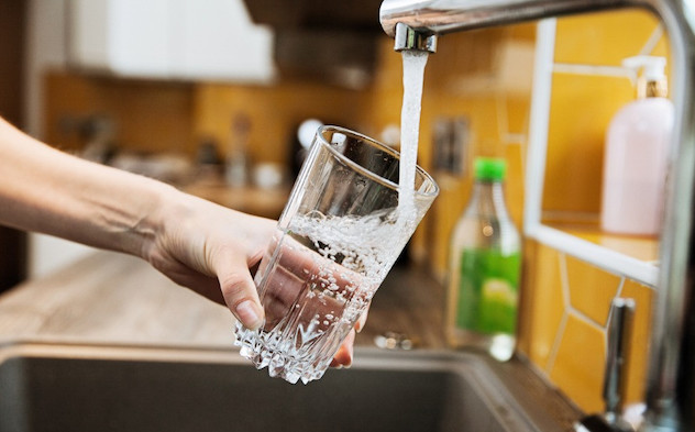 Свежие новости: В Николаеве питьевую воду в кранах будут давать почасово, - Сенкевич