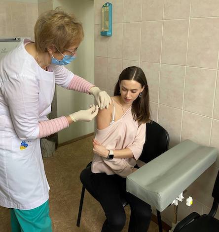 Свежие новости: У Миколаєві триває вакцинація від COVID-19