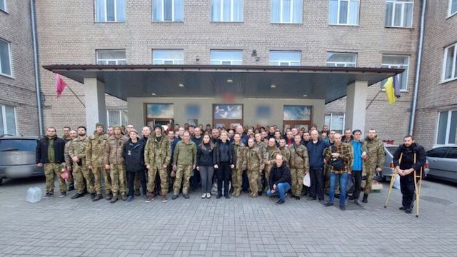 Свежие новости: После девяти обменов в Украину вернулись больше трех сотен пленных