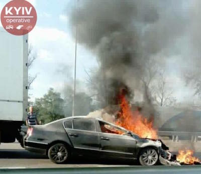 Свежие новости: Жуткое ДТП на трассе Киев-Чоп: водитель сгорел заживо