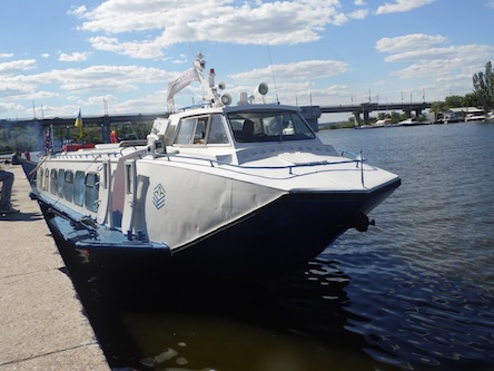 Свежие новости: Перевезення пасажирів судном на підводних крилах 