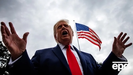 Фото новини: «Позорний і боягузливий крок»: Трамп послабив санкції проти росії перед вихідними — у США вибухнув скандал Свіжі новини: «Позорний і боягузливий крок»: Трамп послабив санкції проти росії перед вихідними — у США вибухнув скандал