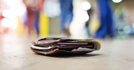 Свежие новости: Украинцам блокируют карты: какие операции усиленно проверят