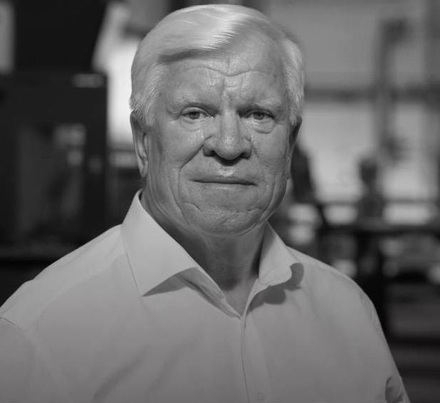 Свежие новости: Син Вадатурського вперше розповів про подробиці загибелі батька внаслідок ракетного удару у Миколаєві