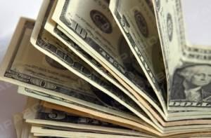 Фото новости: НБУ остановил стремительный рост доллара Свежие новости: НБУ остановил стремительный рост доллара