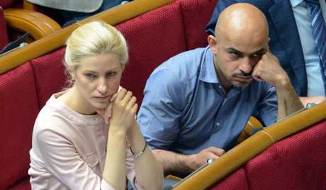 Свежие новости: Депутати Найєм і Заліщук, які вийшли з БПП, підтримають на виборах Гриценка