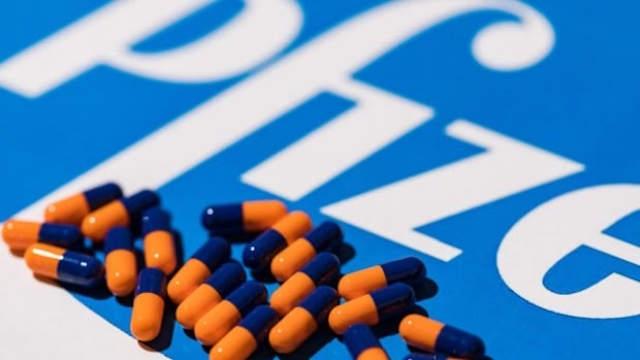 Свежие новости: Pfizer разрешила выпуск авторизованных копий ее таблеток от COVID-19