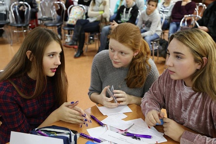 Свежие новости: В информцентре ЮУАЭС прошел интеллектуальный турнир «Разберем на атомы»