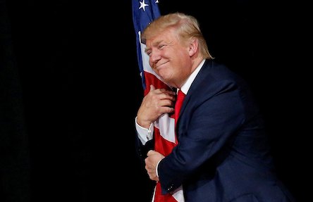 Свежие новости: В США переживают, что Трамп в последние дни даст приказ о ядерном ударе