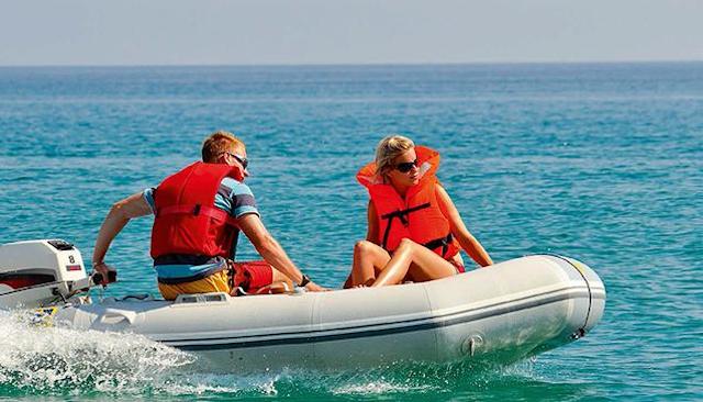 Свежие новости: На Николаевщине спасли отдыхающего, которого отнесло в море на резиновой лодке