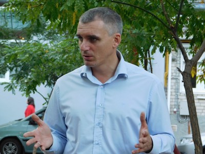 Фото новости: Сенкевич потребовал как можно скорее предоставить ему план реконструкции Соборной площади Свежие новости: Сенкевич потребовал как можно скорее предоставить ему план реконструкции Соборной площади
