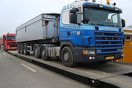 Свежие новости: На трассе Н-14 Александровка-Кропивницкий-Николаев построили площадку для взвешивания грузового транспорта